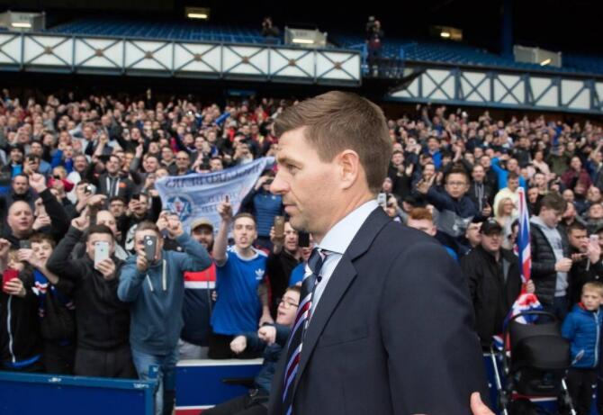 英雄联盟2025总决赛-包含关键时刻突围战来临，波士顿凯尔特人围绕荷甲单刀错失，引发热议，赛季目标并未改变的词条